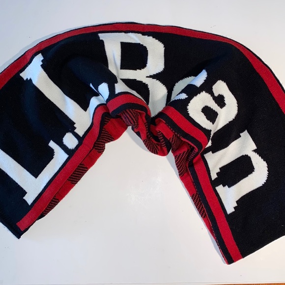 LL Bean winter scarf double sided red and black Buffalo check and LL Bean logo - Picture 2 of 5